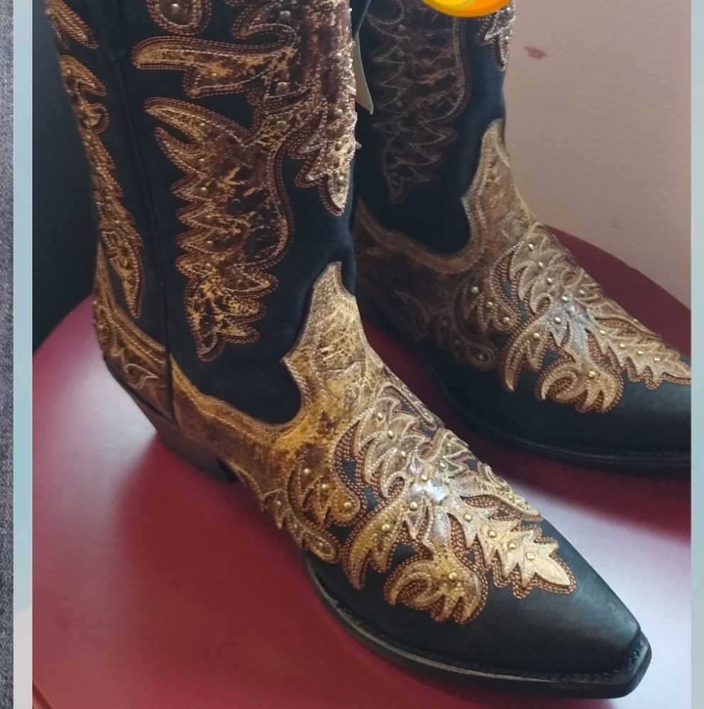 COPY - Cowboy Boots